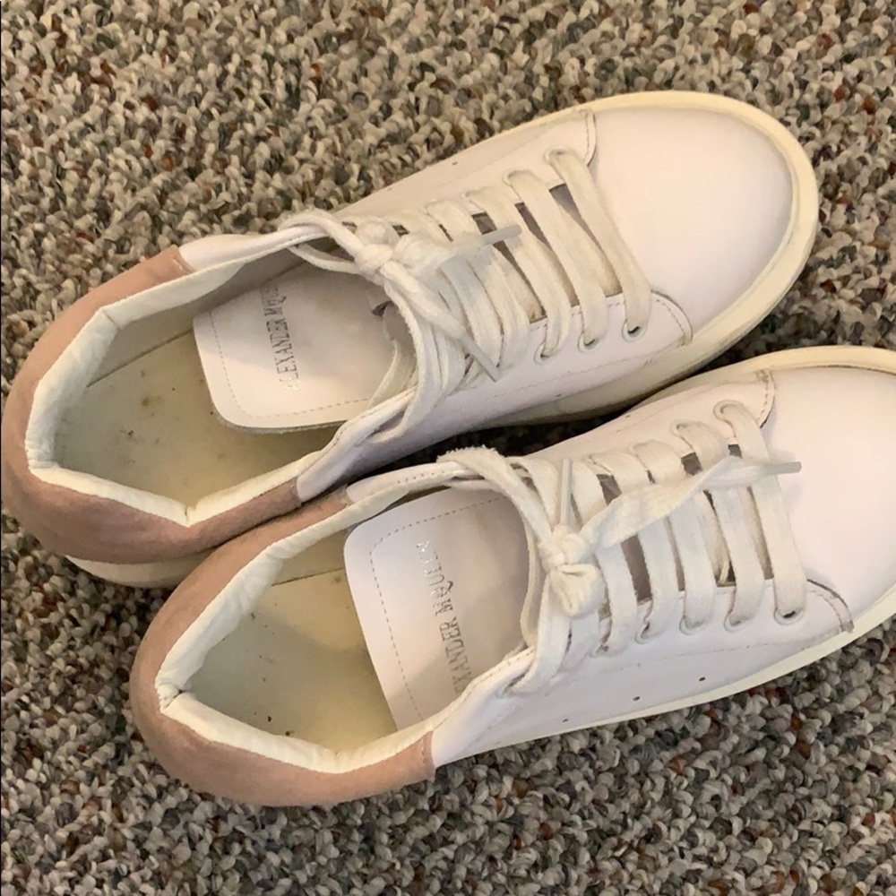 Shoes - Picture 5 of 5